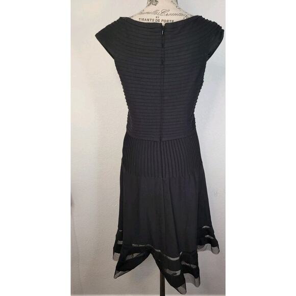 Tadashi Shoji Illusion Dress SZ M Cocktail Flare Midi V Neck Mesh Tulle Black - Picture 7 of 10